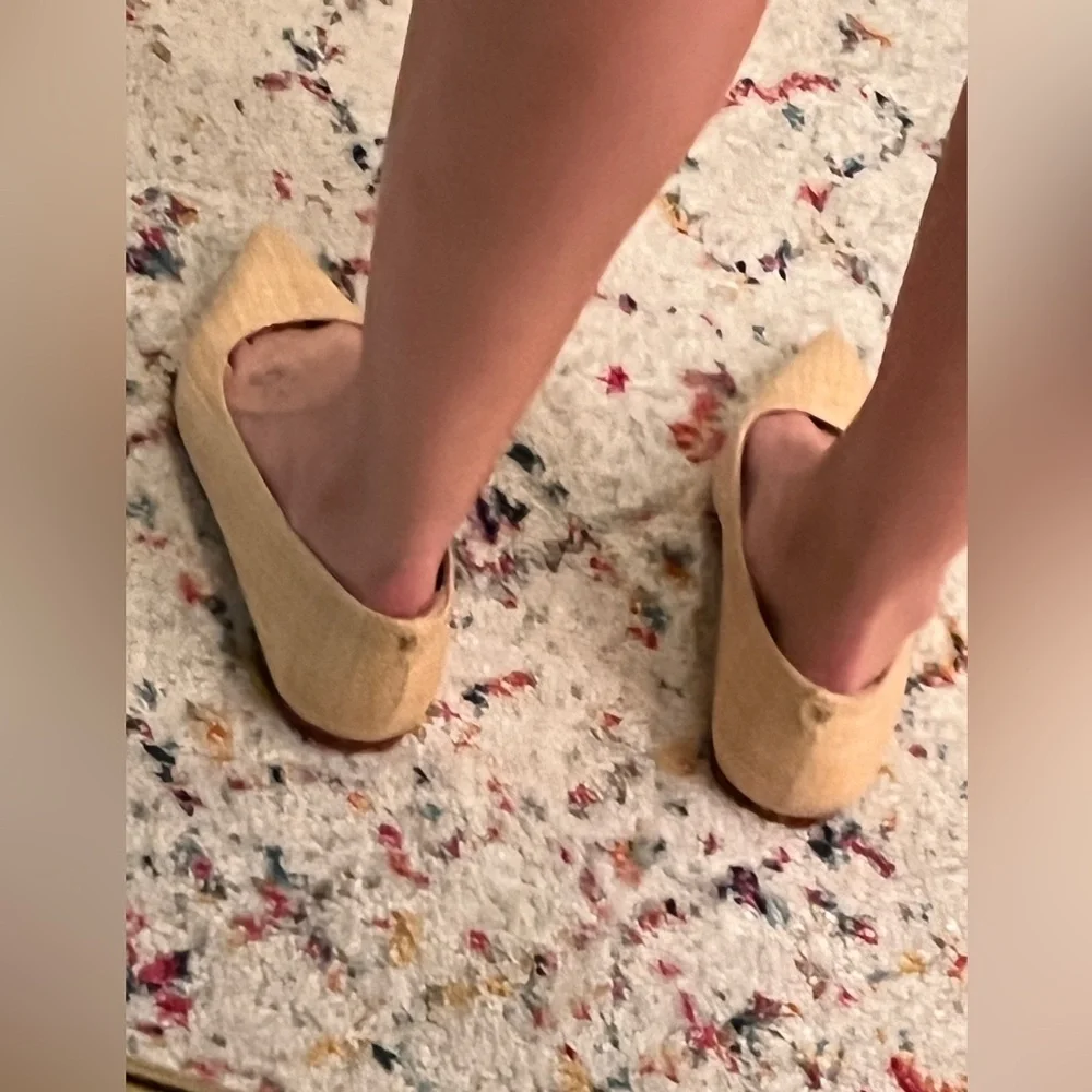 SUPER CUTE Flats “Wanda” Creamy/ Tan woven texture. Sam Edelman. Worn once. Sz 9 - Picture 5 of 8